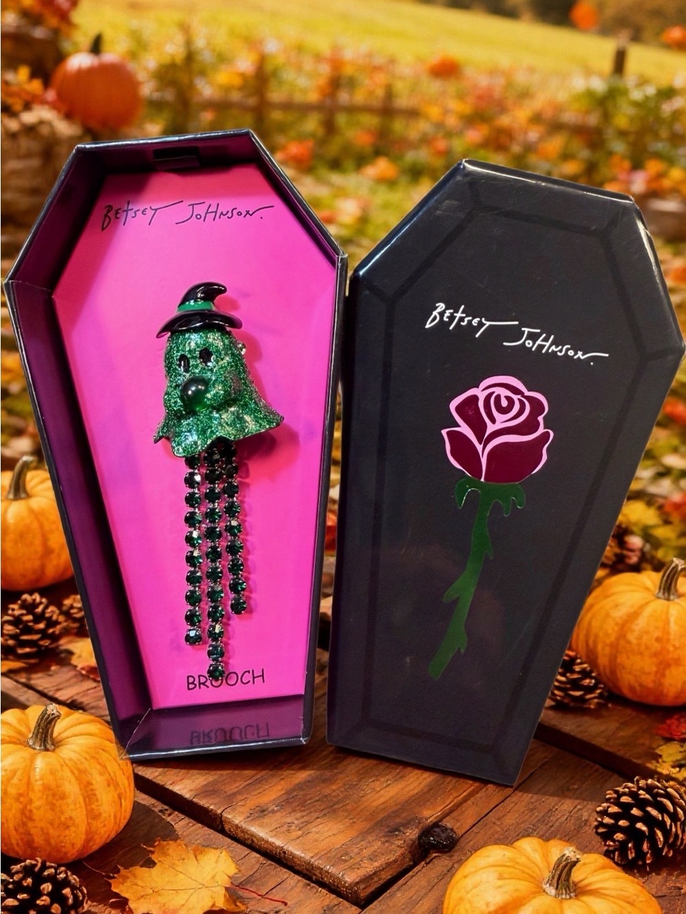 Betsy Johnson Halloween Ghost Witch Green Ghost Brooch Rhinestones & Glitter